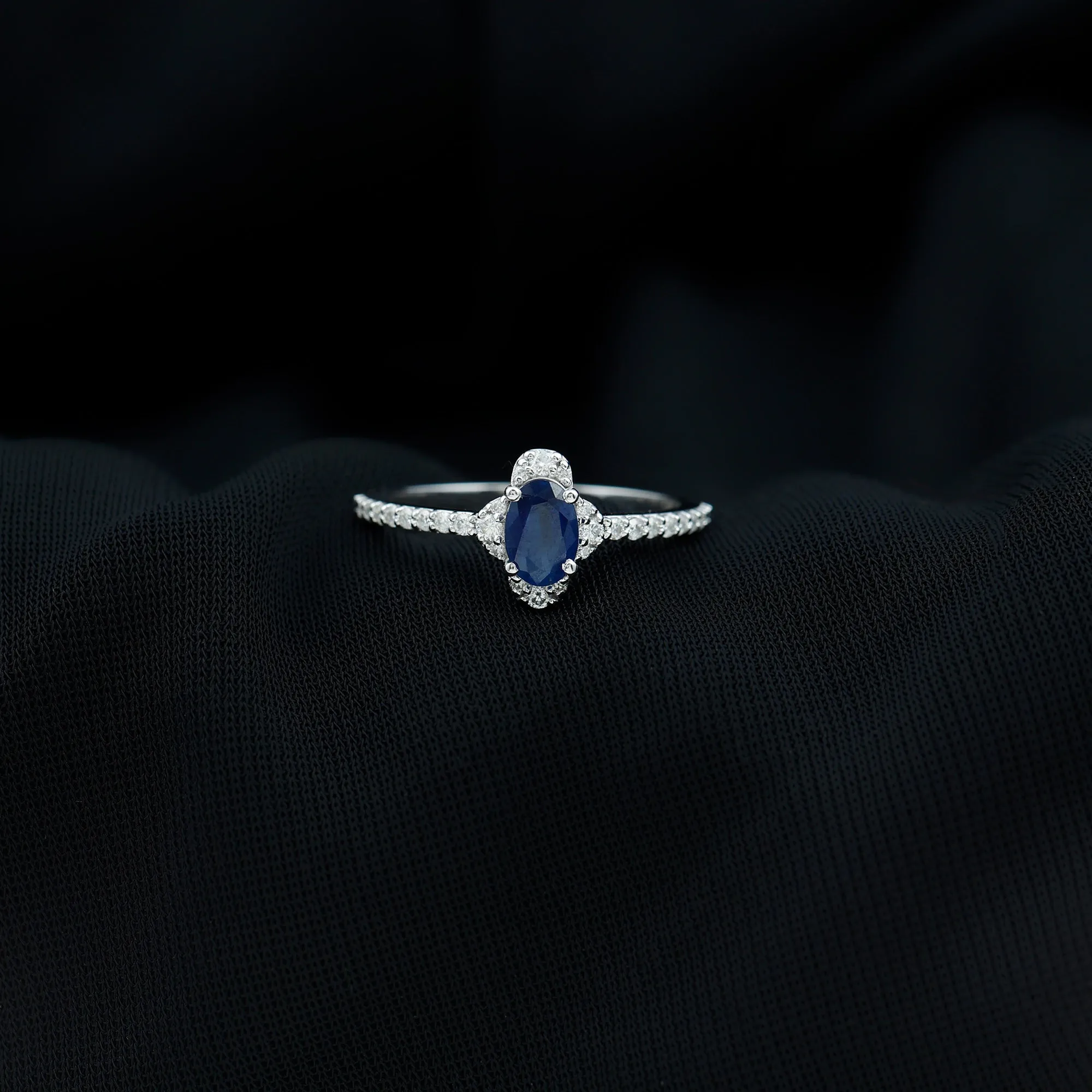 1 CT Oval Cut Blue Sapphire Classic Solitaire Ring with Diamond Halo