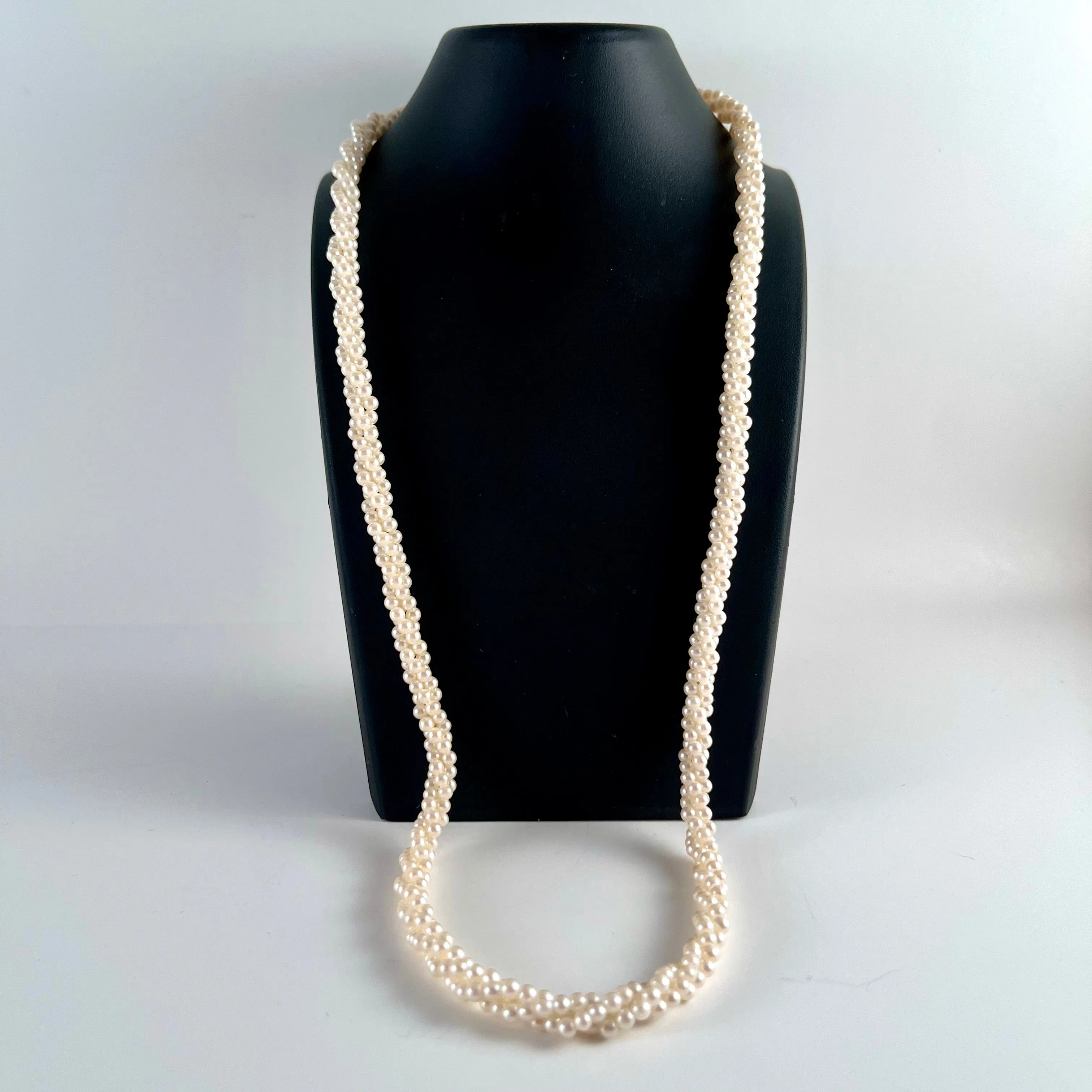 1980s Marvella Pearl Necklace