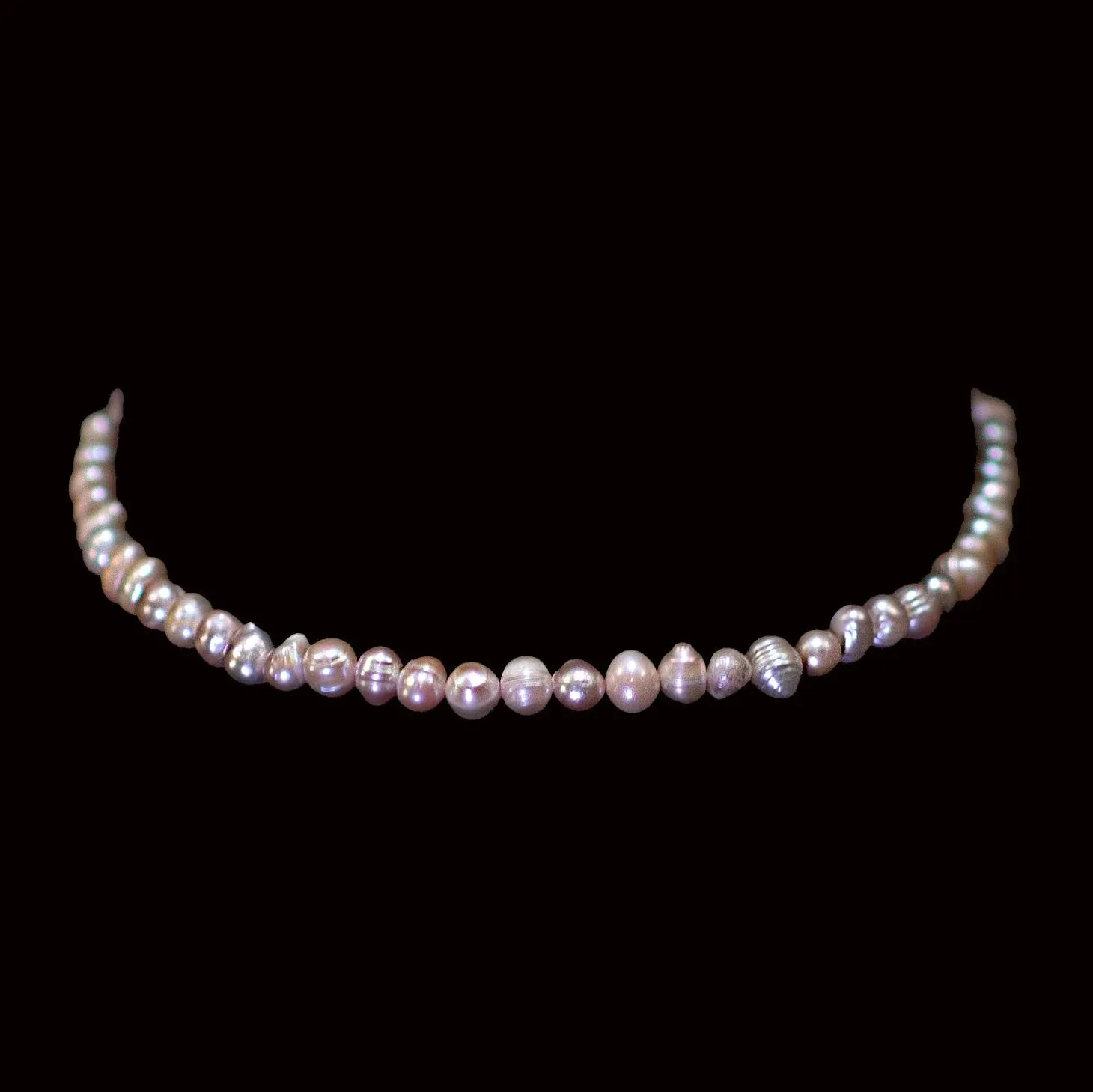 Avrán Arturo Freshwater Pearl Choker