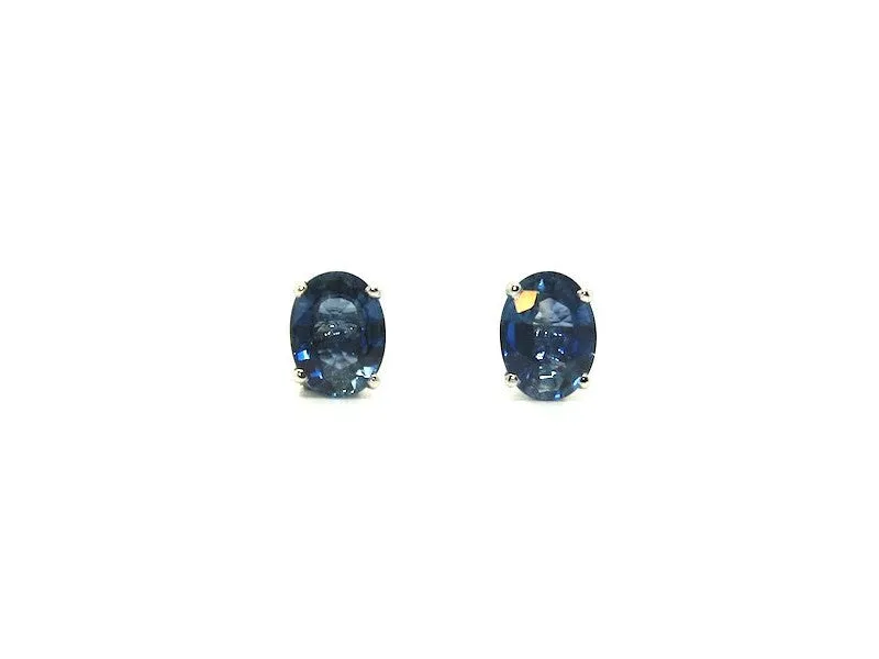 Blue Sapphire Stud Oval Cut Ad No.1151 (6/8mm )