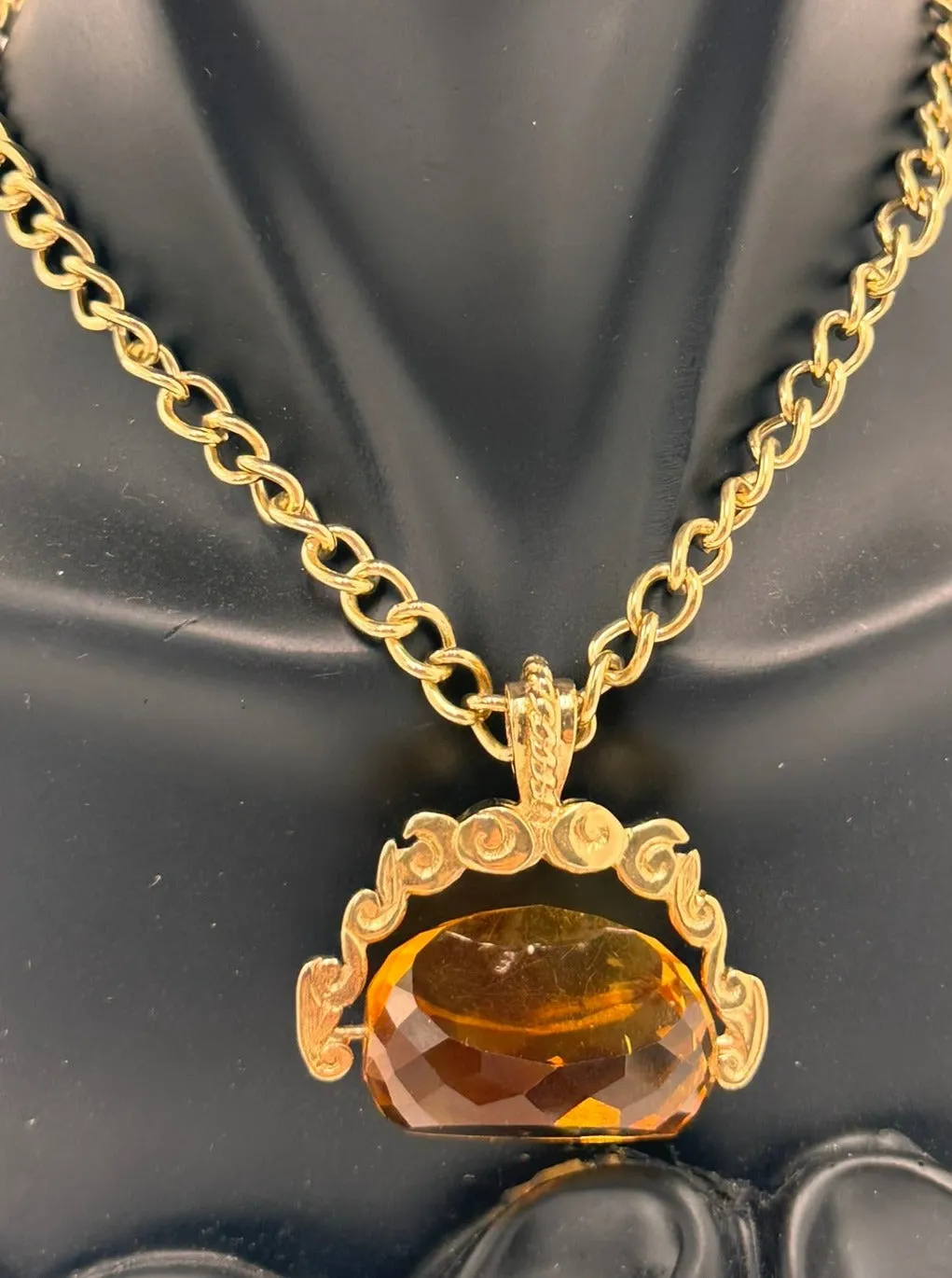 Cherish Love: Vintage 9ct Yellow Gold Citrine Spinner Pendant & Chain