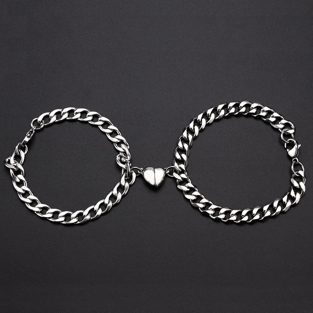 Couple Magnet Attracts a Pair Of Male And Female Couple Bracelets