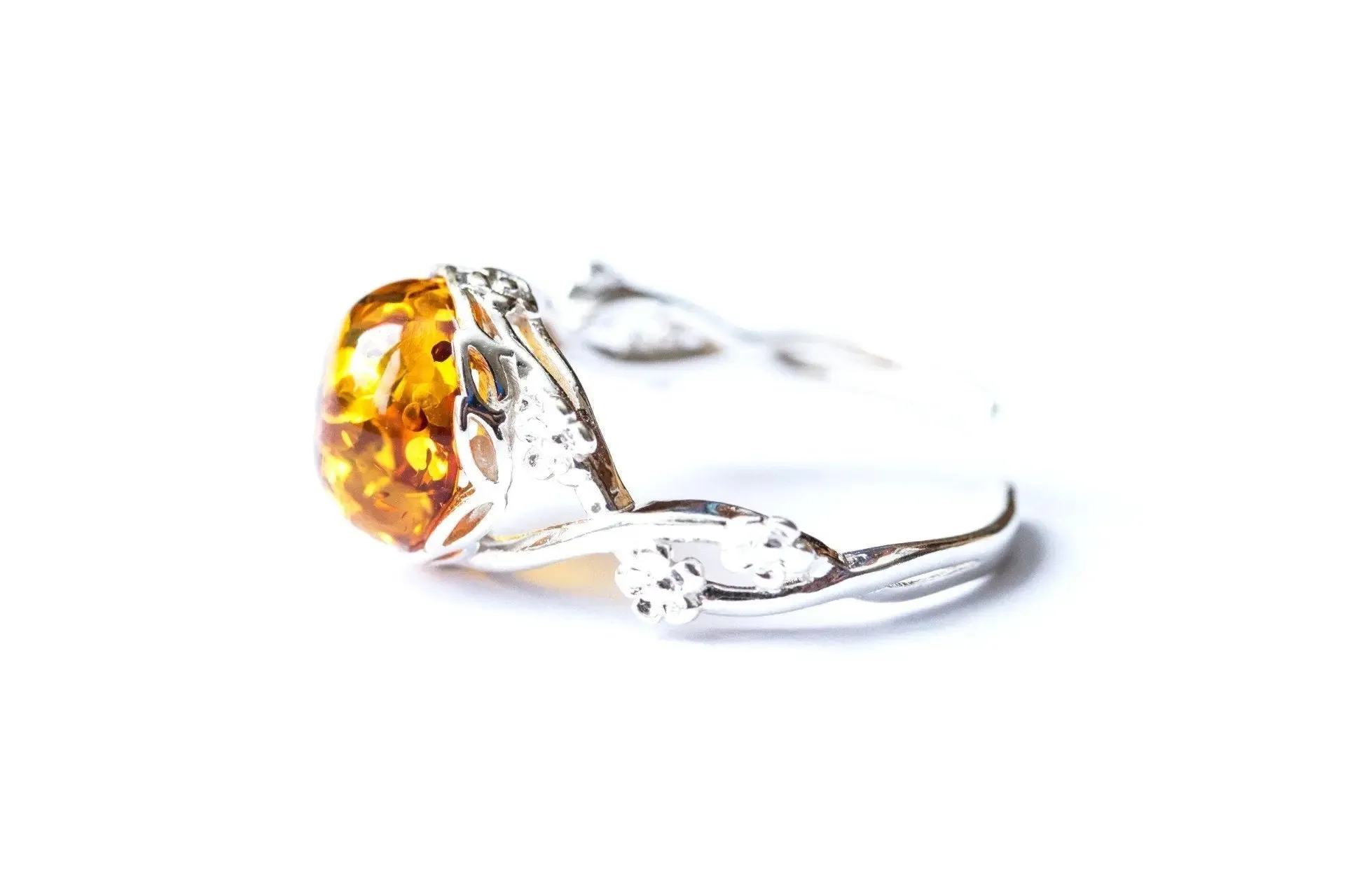 Dainty Floral Amber Ring - Elegant Sterling Silver Band with Baltic Amber Gem | Perfect Gift for Her