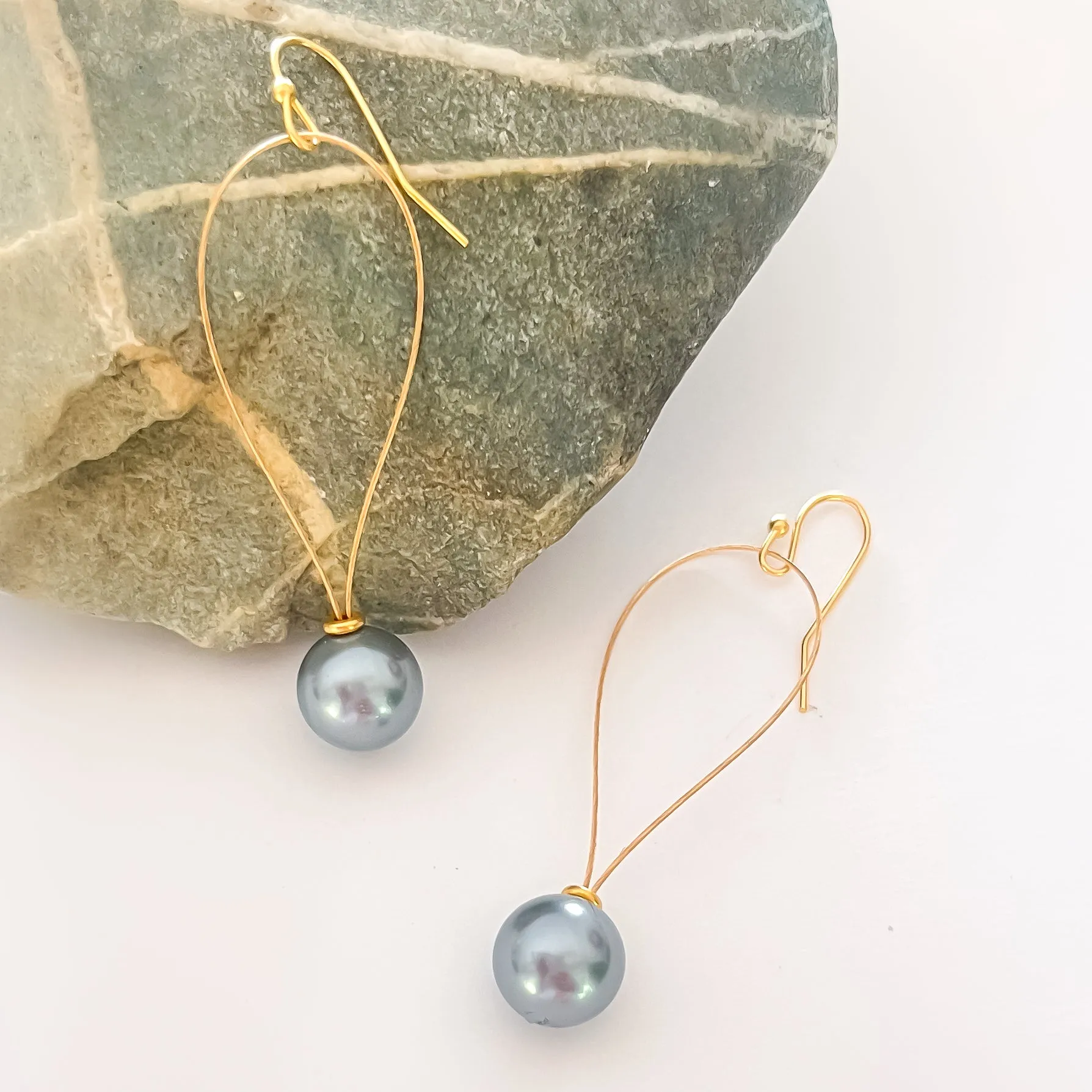 Drop Pearl Earrings - Gold