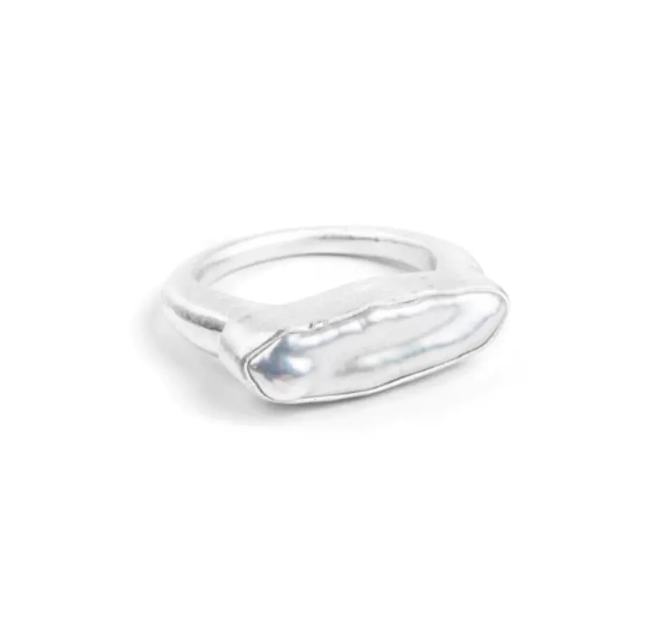 Fairley Pearl Bar Ring Silver