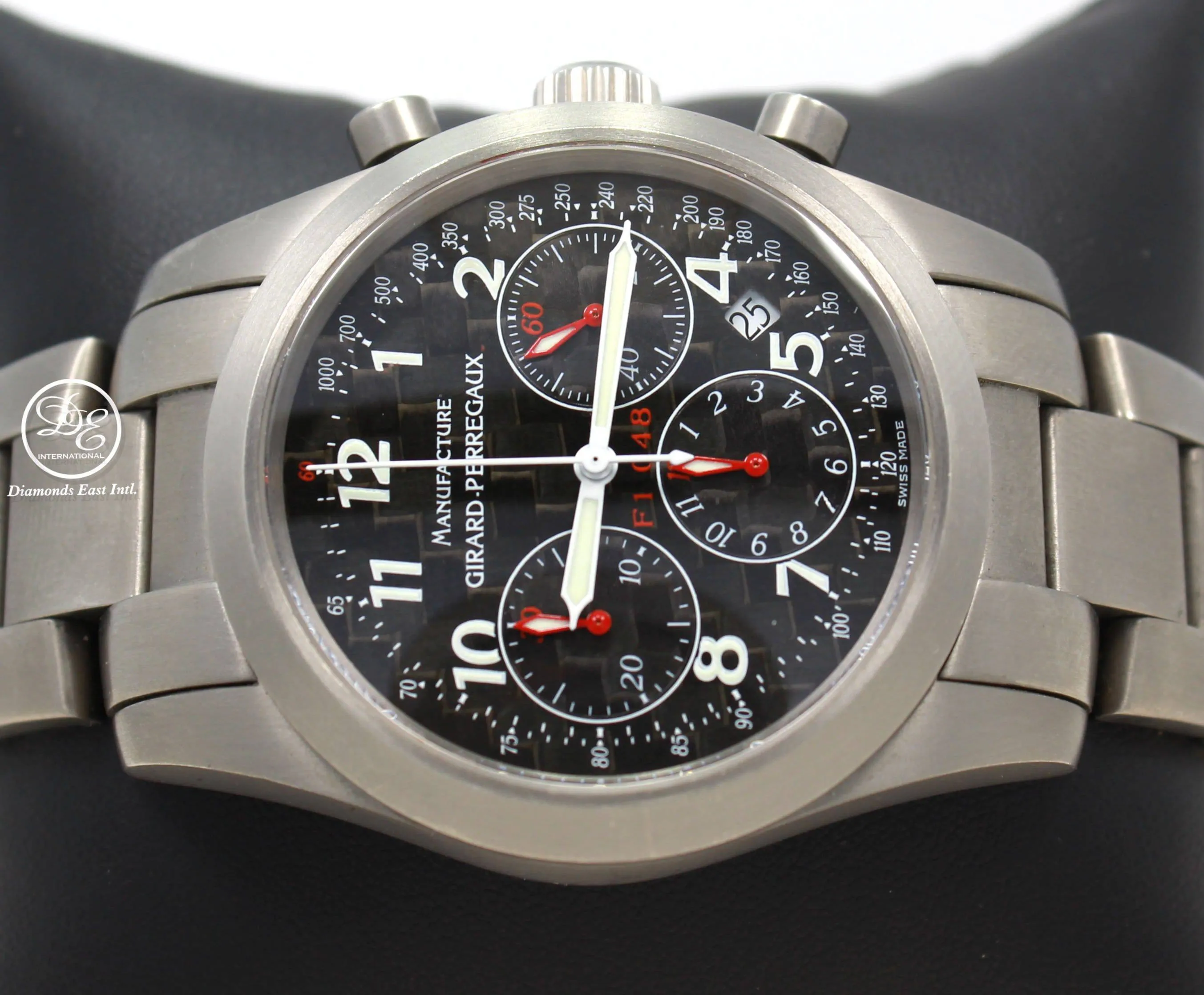 Girard Perregaux Ferrari Limited F1-048 Chronograph 49550.0.21.6656A Titanium Box Papers SERVICED