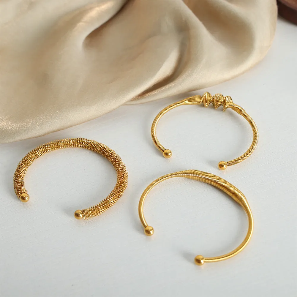 Golden Geometric Hollow Bracelet - Everyday Genie Collection