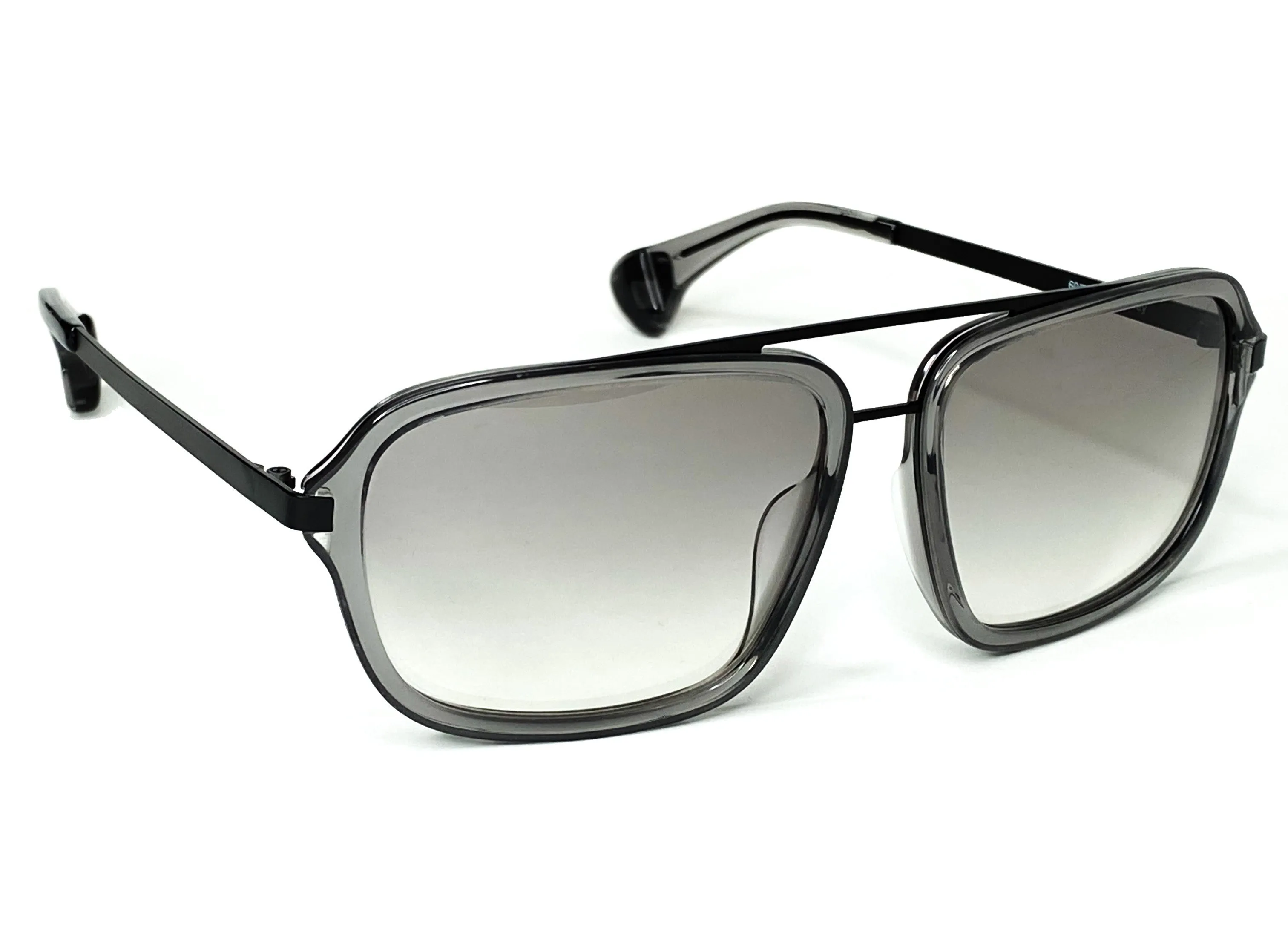 Initium 3000 Oval Frame Sunglasses Endgame