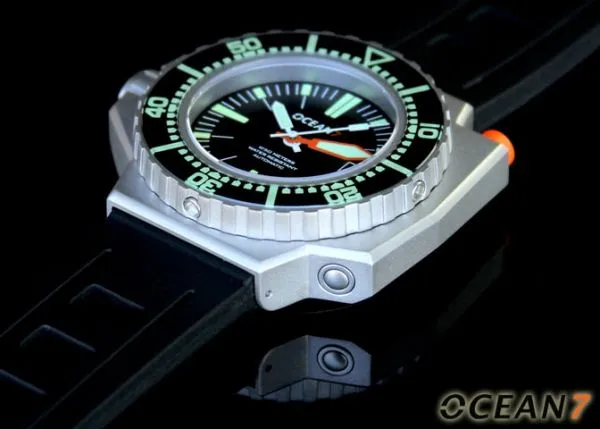 LM-7 Professional Hardened Titanium Dive Watch