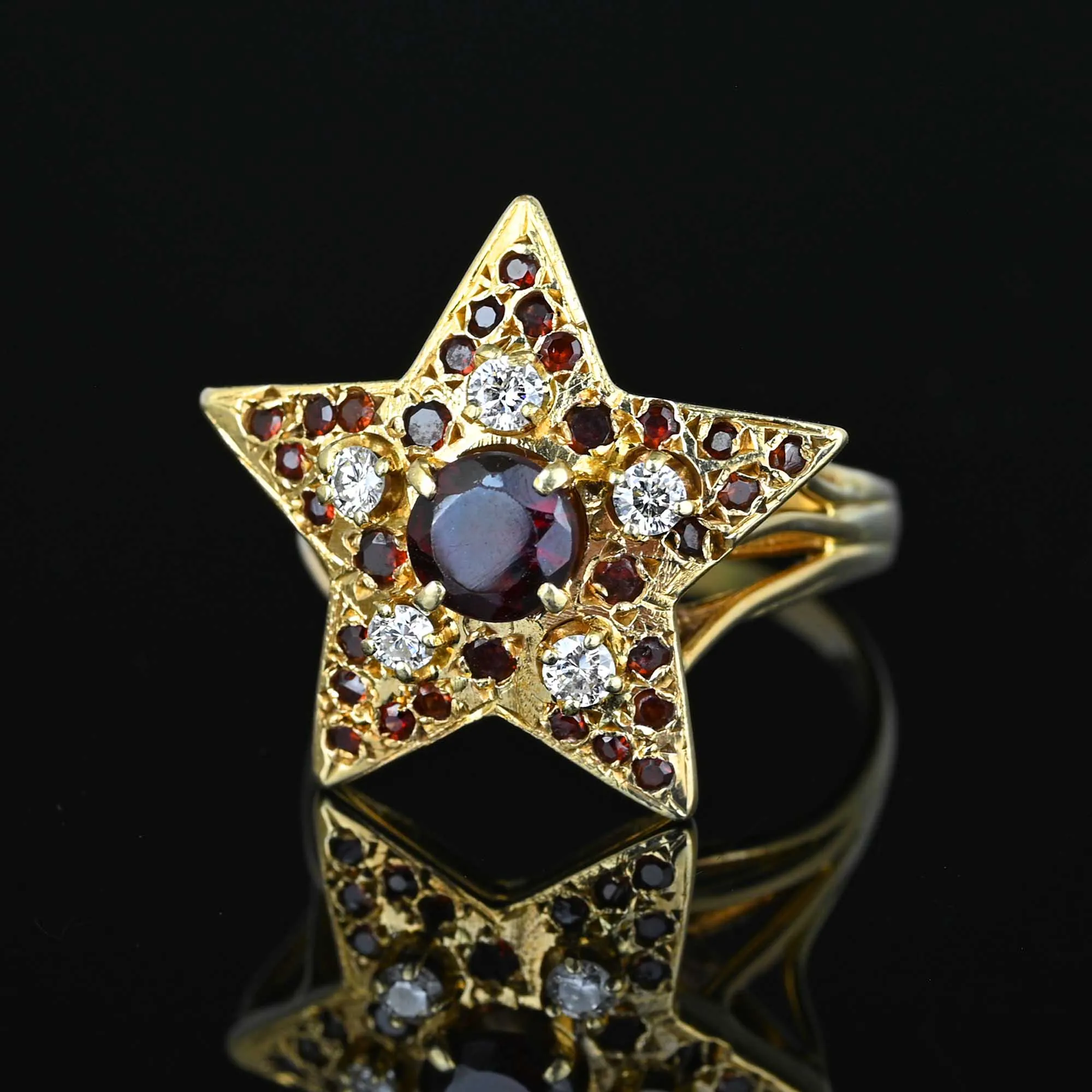 ON HOLD Bold 14K Gold Star Diamond Garnet Ring