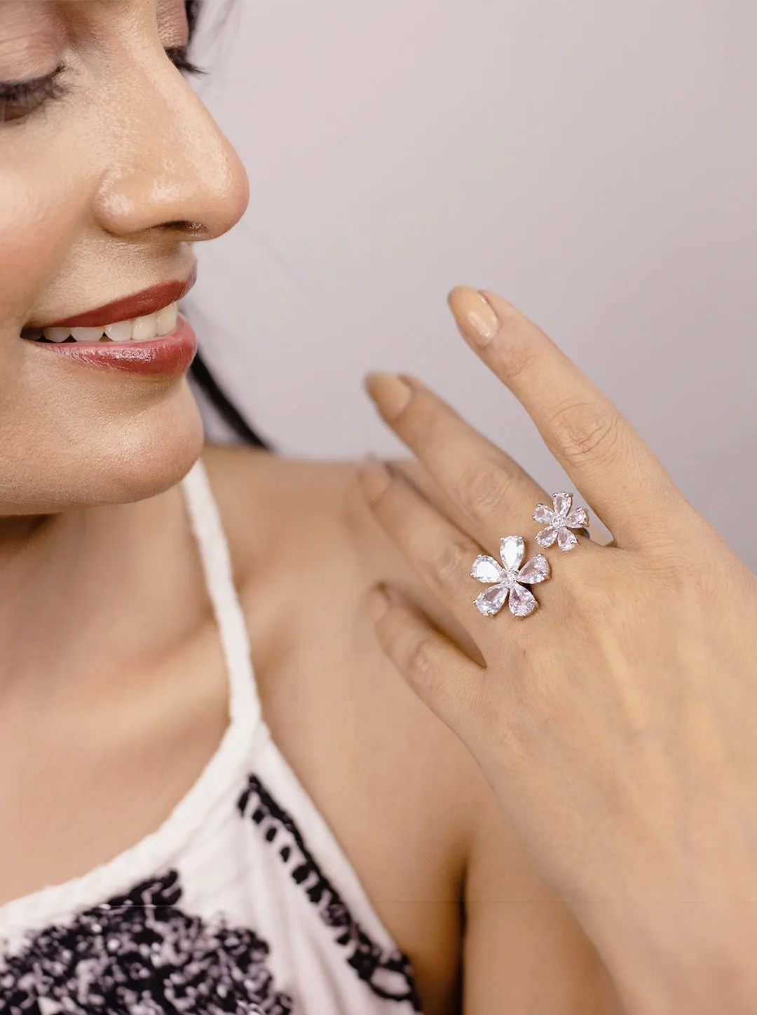 Ornaio Silver Forget-Me-Not Flower with Twin Flower Ring