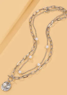 Pearl decor necklace