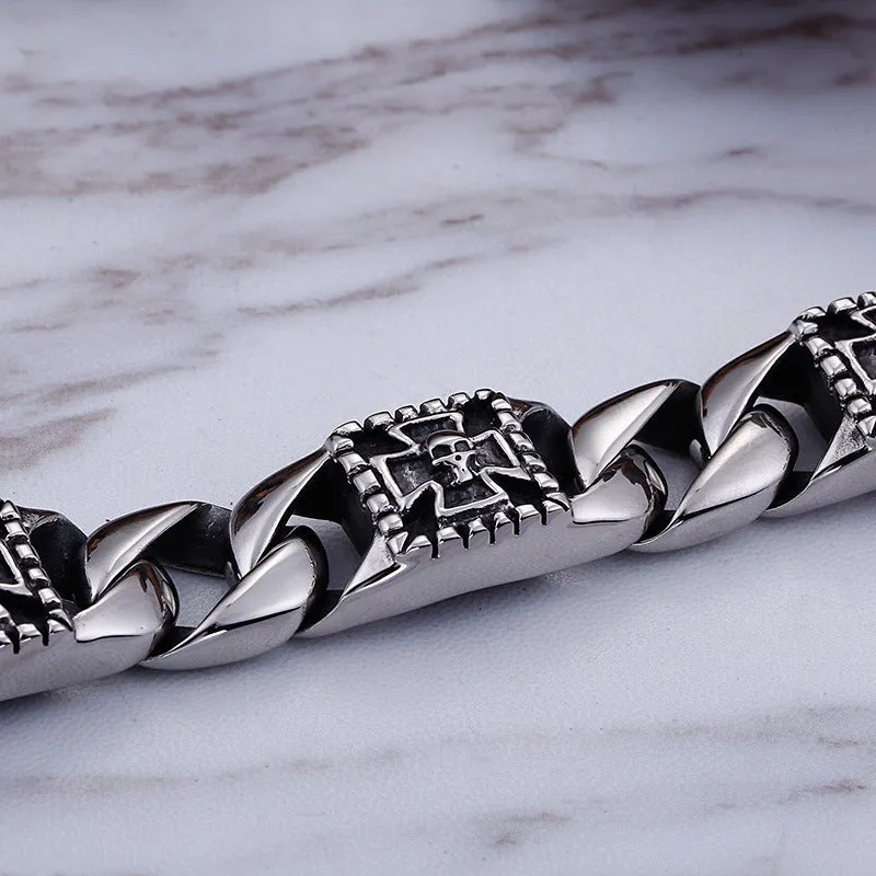 Personalized Pharaoh Skull Men's Titanium Steel Bracelet from the Planderful Everyday Genie Collection