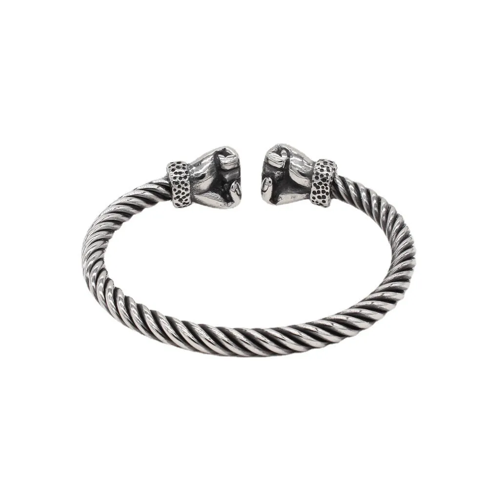 Personalized Retro Titanium Steel Boxing Fist Bracelet for Men - European and American Fitness Style