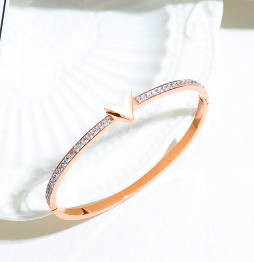 Rose Gold Diamond V-shaped Pendant Bangle Bracelet