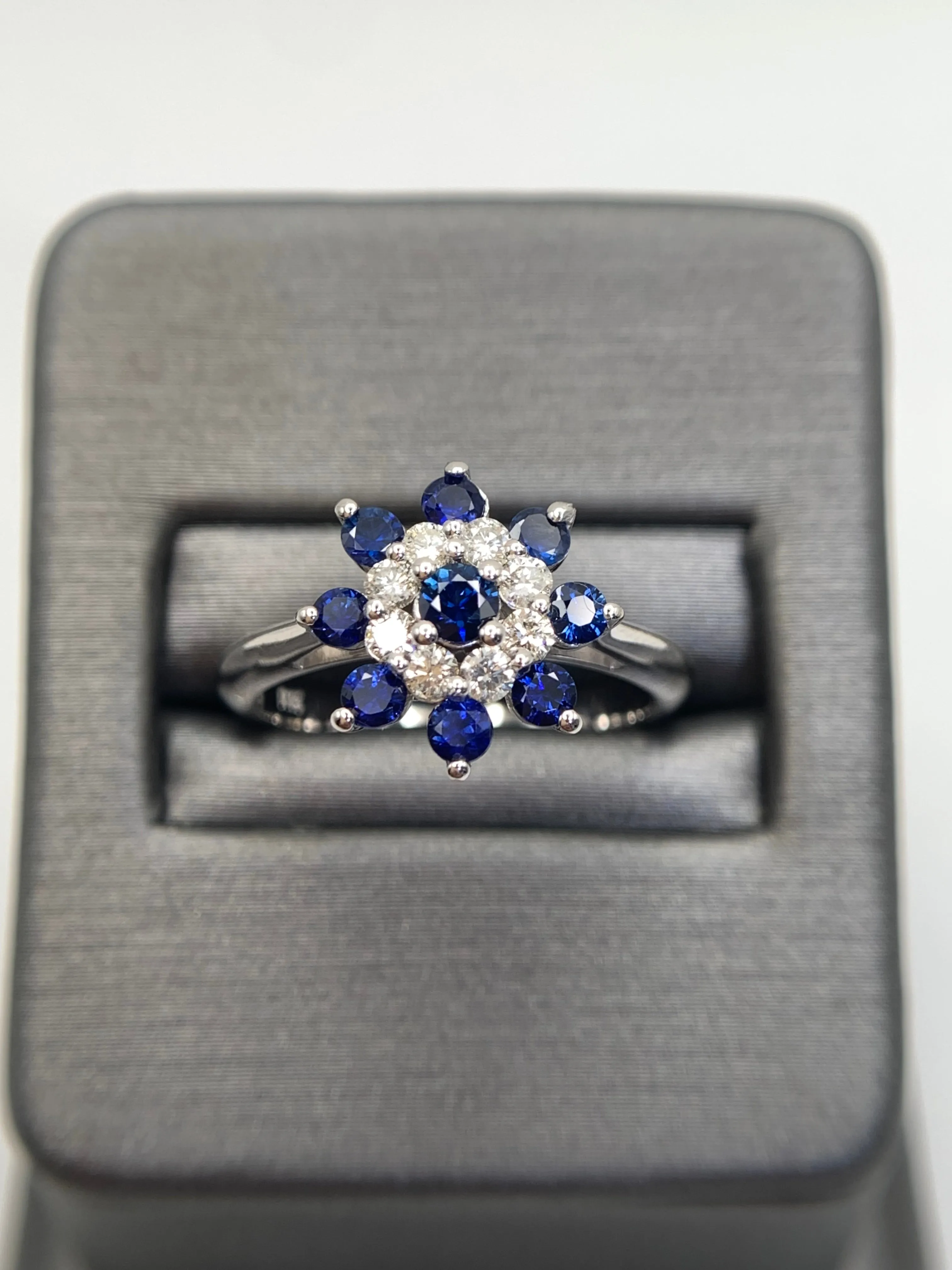 Sapphire Flower Diamond Ring 14K (Diamonds 0.22tcw/ Sapphires 0.61tcw)