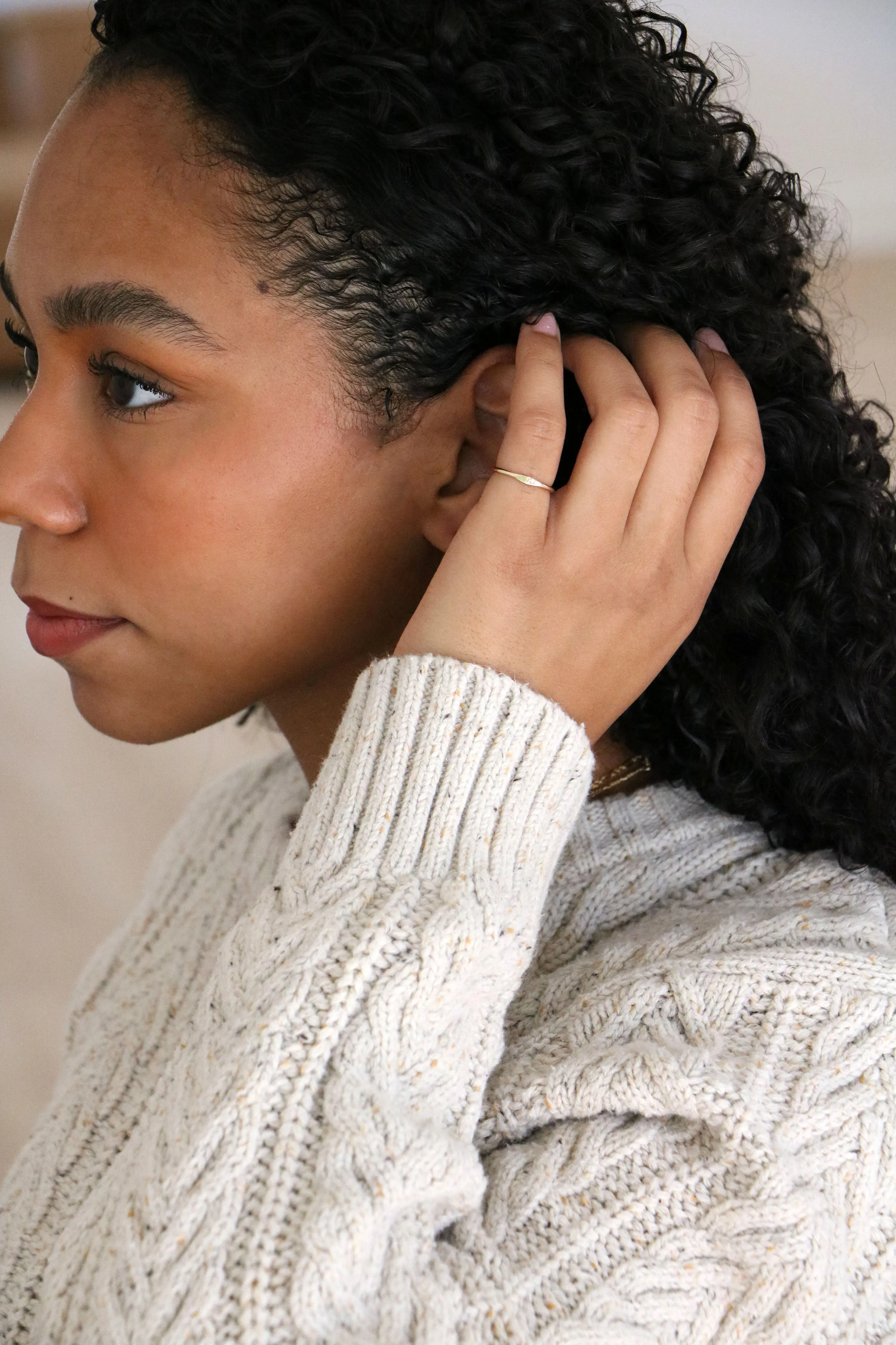 signet ring { silver   gold }