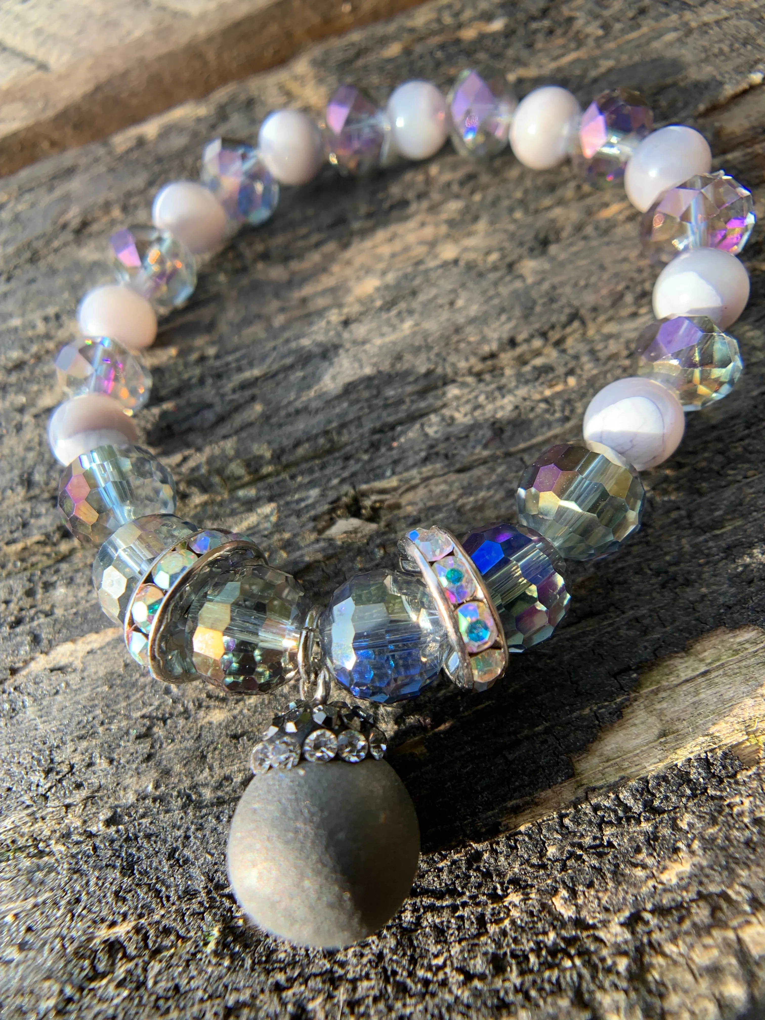 Silver Druzy Agate, Faceted Glass & Rhinestone Beaded Bracelet