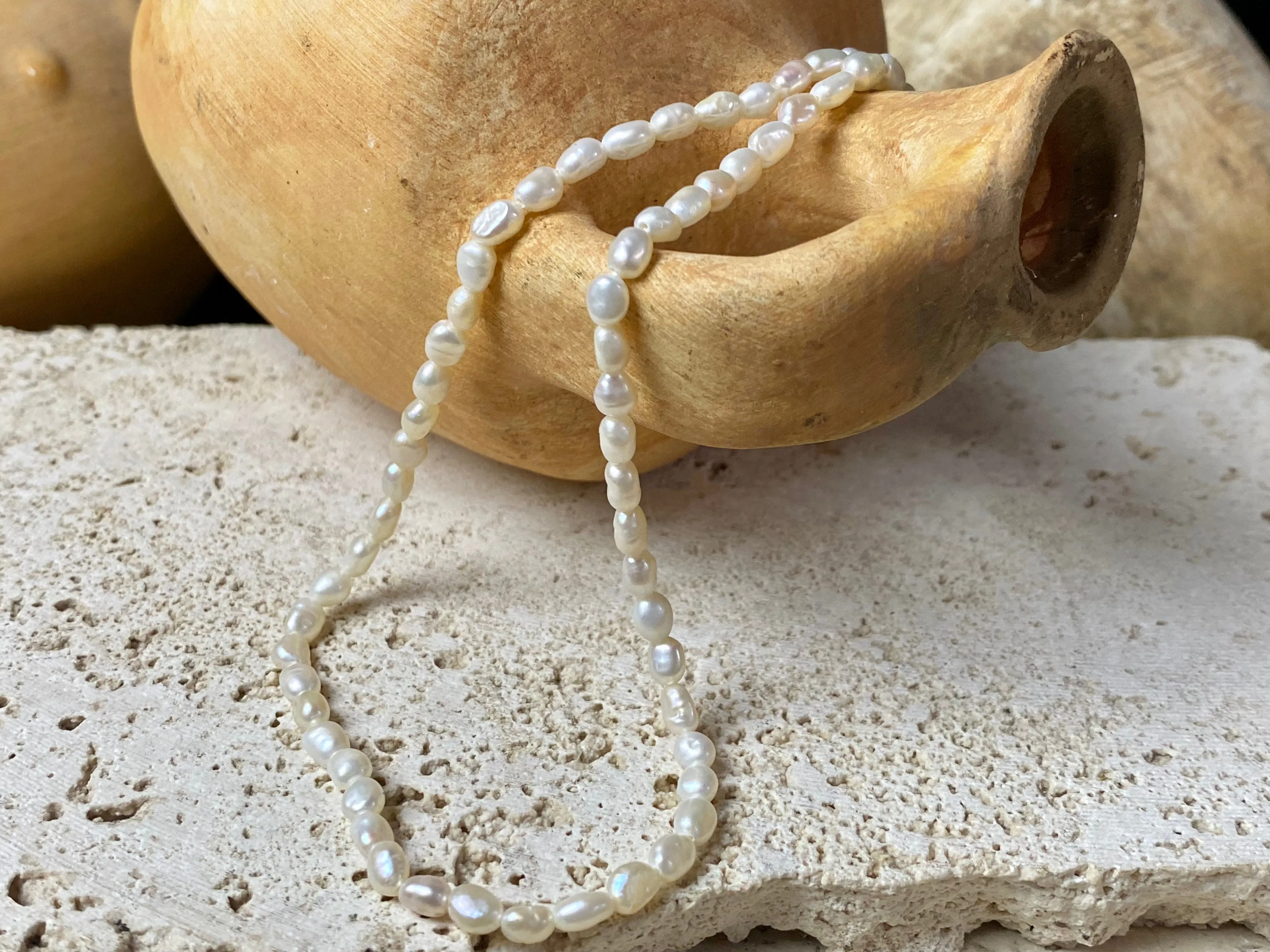 Simple Small Pearl Choker