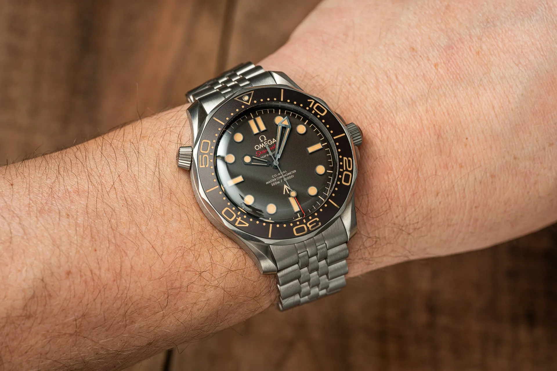 Titanium Executive Bracelet (Omega Seamaster No Time to Die)