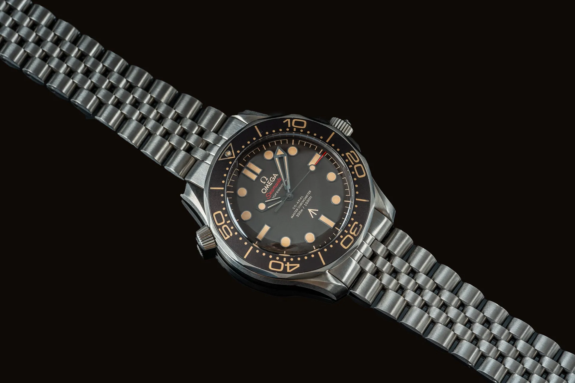 Titanium Executive Bracelet (Omega Seamaster No Time to Die)