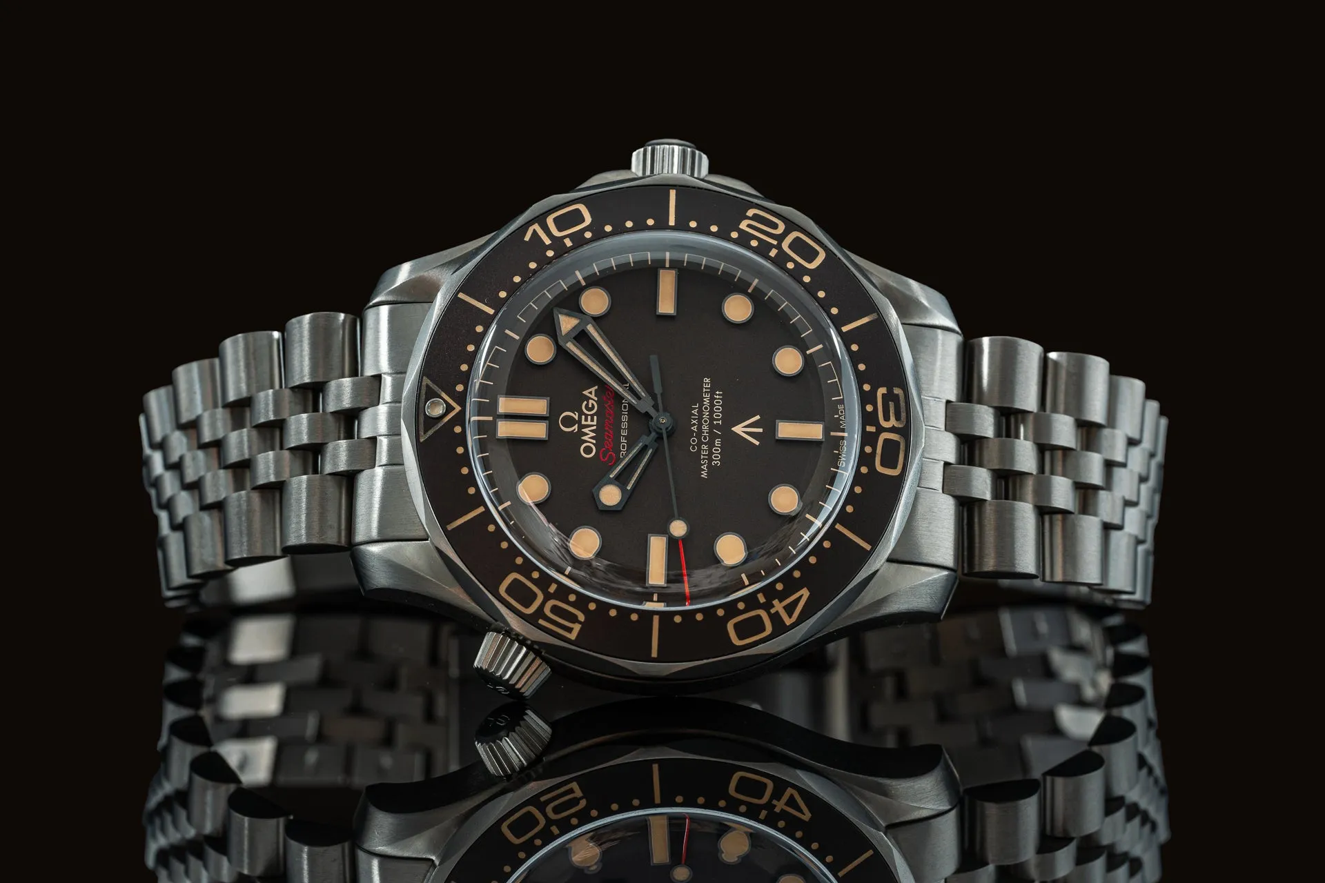 Titanium Executive Bracelet (Omega Seamaster No Time to Die)