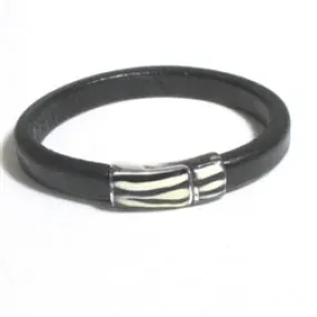 Unisex Black Leather Bracelet Regaliz Leather Bracelet