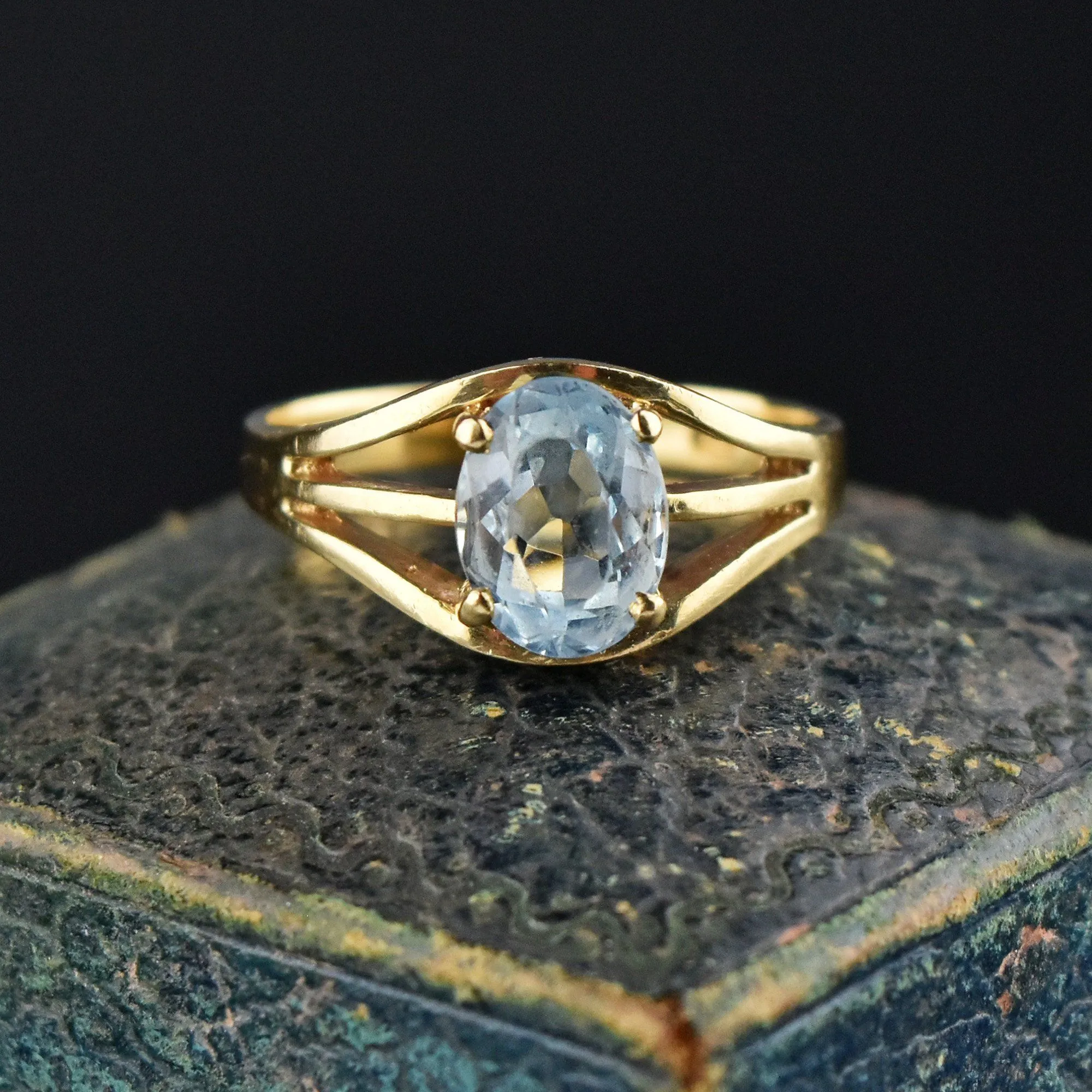 Vintage 14K Gold Solitaire Aquamarine Ring, Sz 6.5