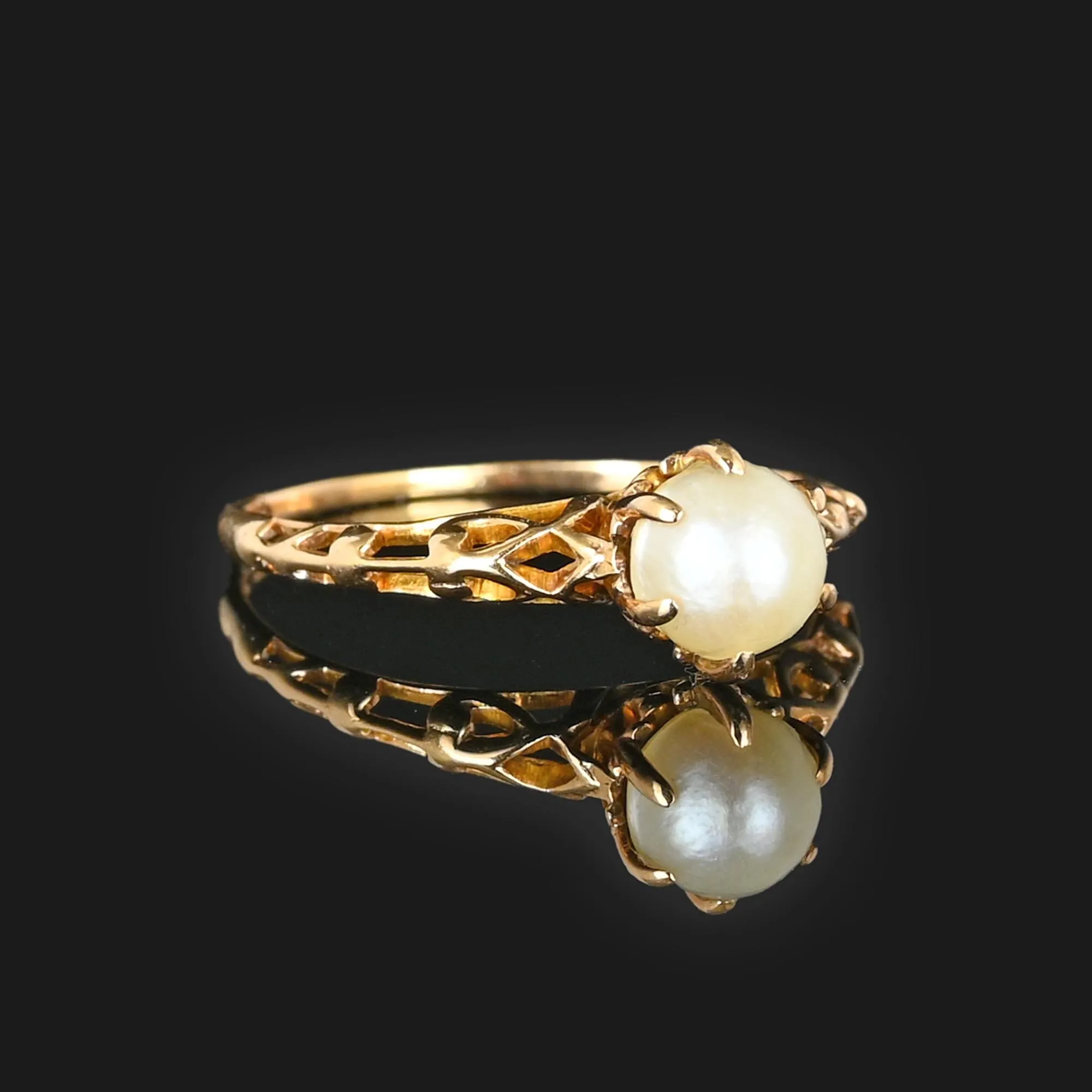 Vintage Gold Filigree Pearl Solitaire Ring