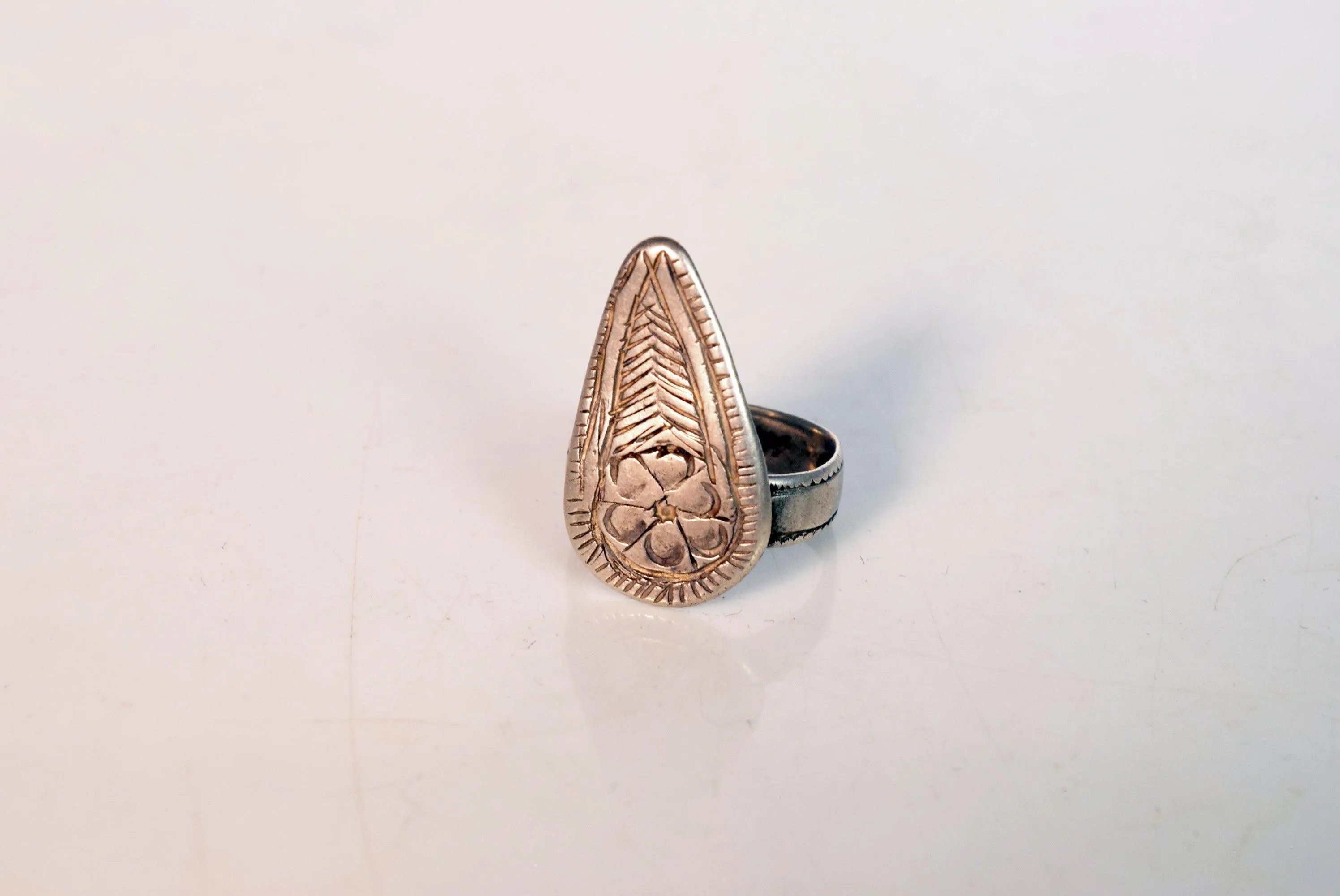 Vintage Silver Shahid Ring from Oman for Index Finger