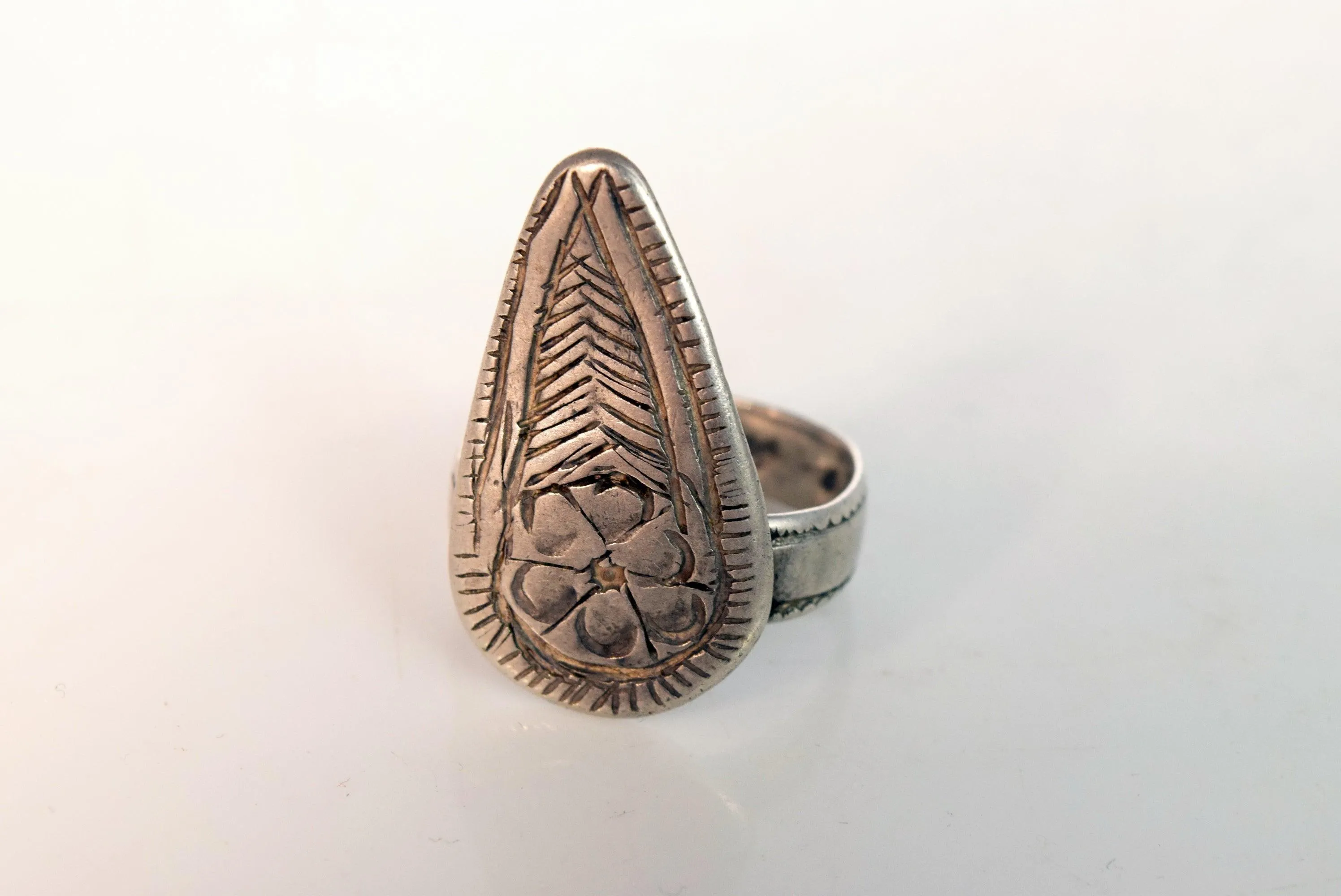 Vintage Silver Shahid Ring from Oman for Index Finger