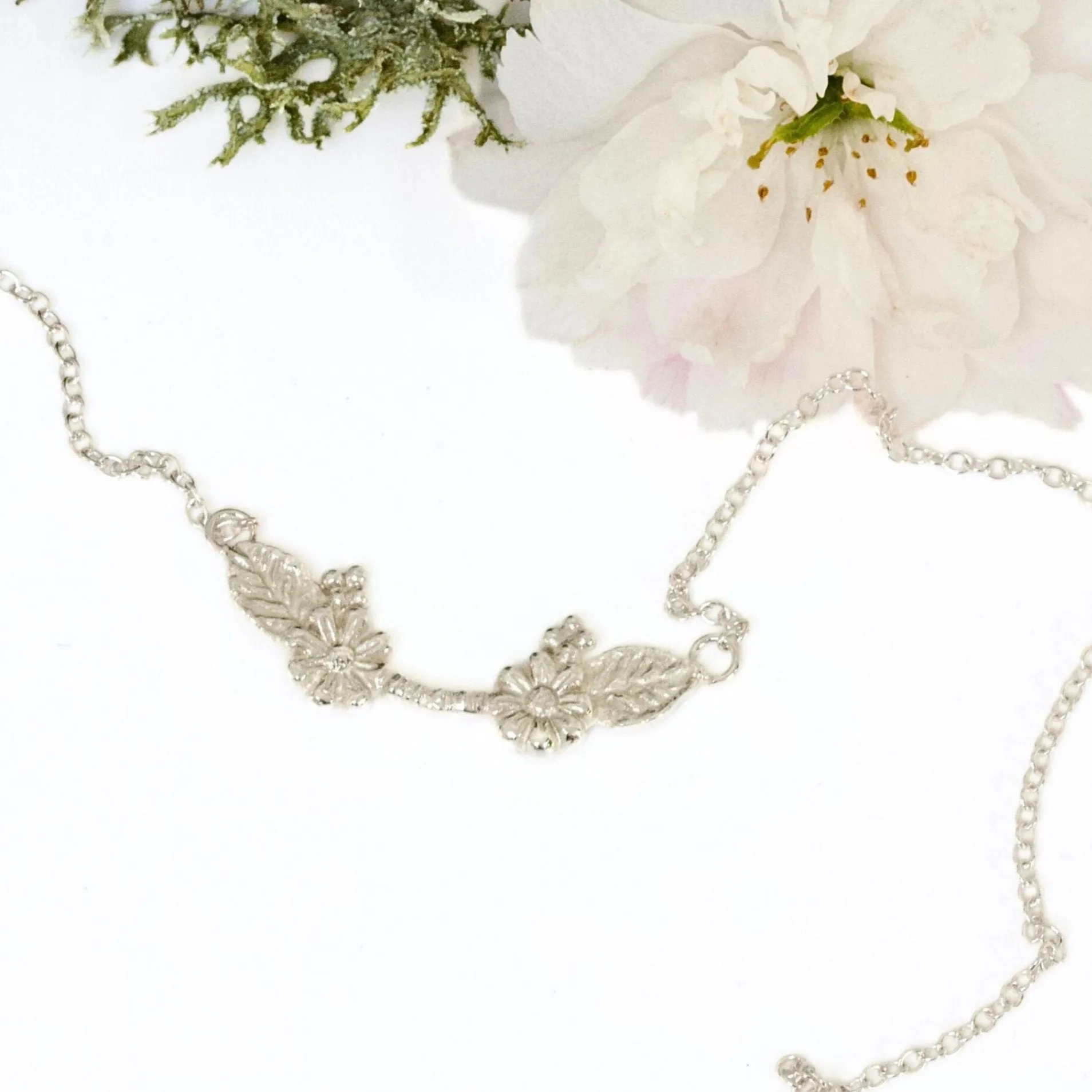 Wildflower Daisy Necklace, Silver Woodland Flower Necklace